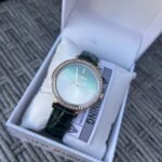 Reloj Steve Madden Para Mujer  Elegante Con Cristales