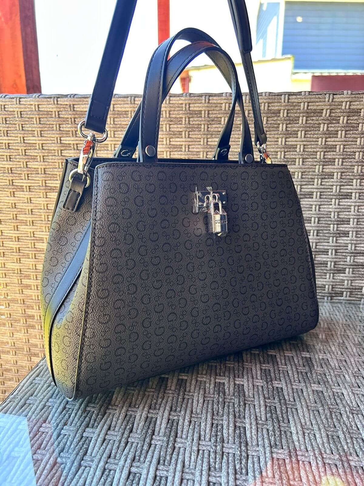 9.Bolsa Guess Factory Bolsa Guess Factory - Imagen 1