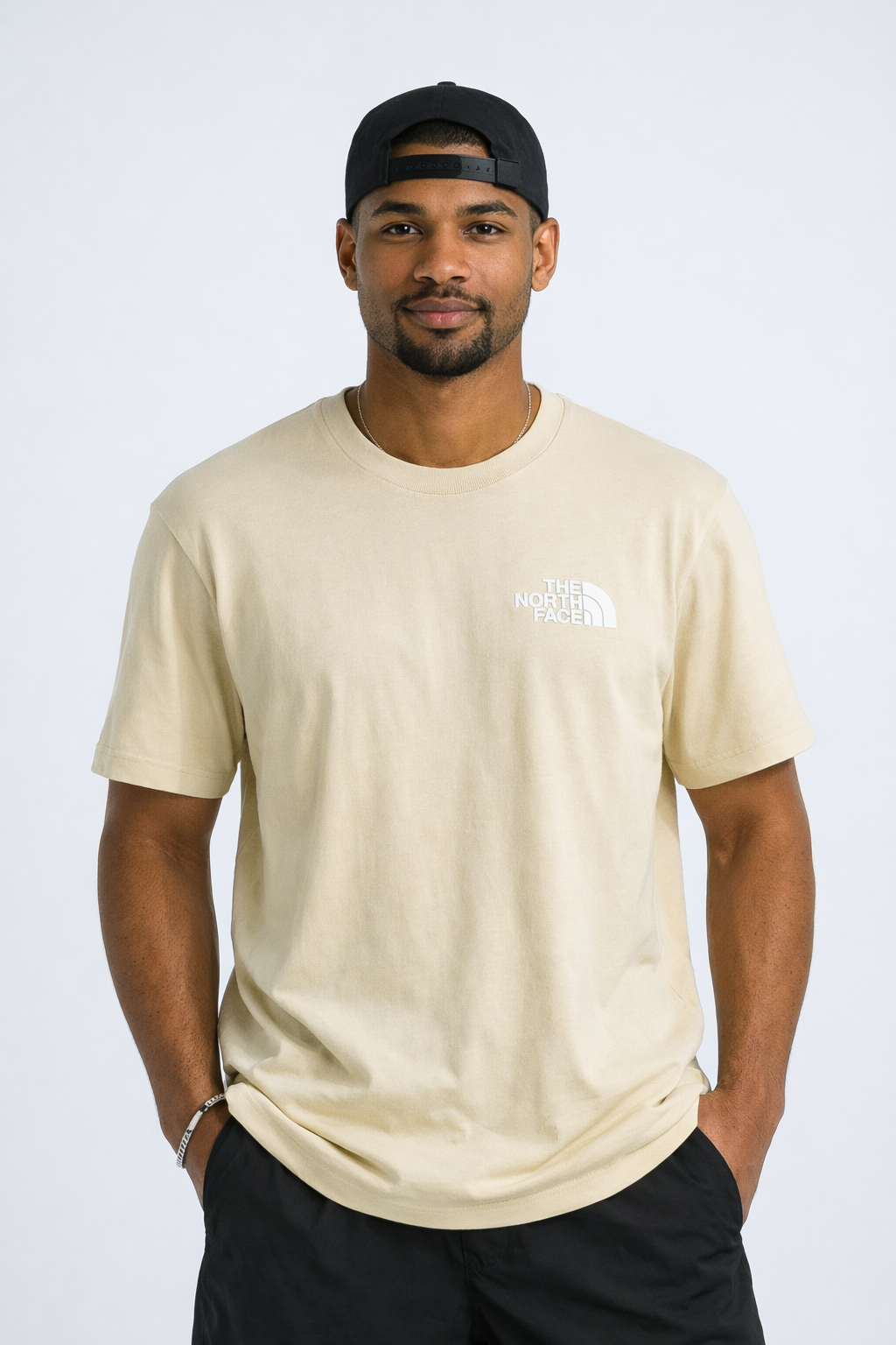 ChatGPT Image 26 feb 2026, 12_41_34 p.m. Polera s/s box nse hombre Talla M - Imagen 1